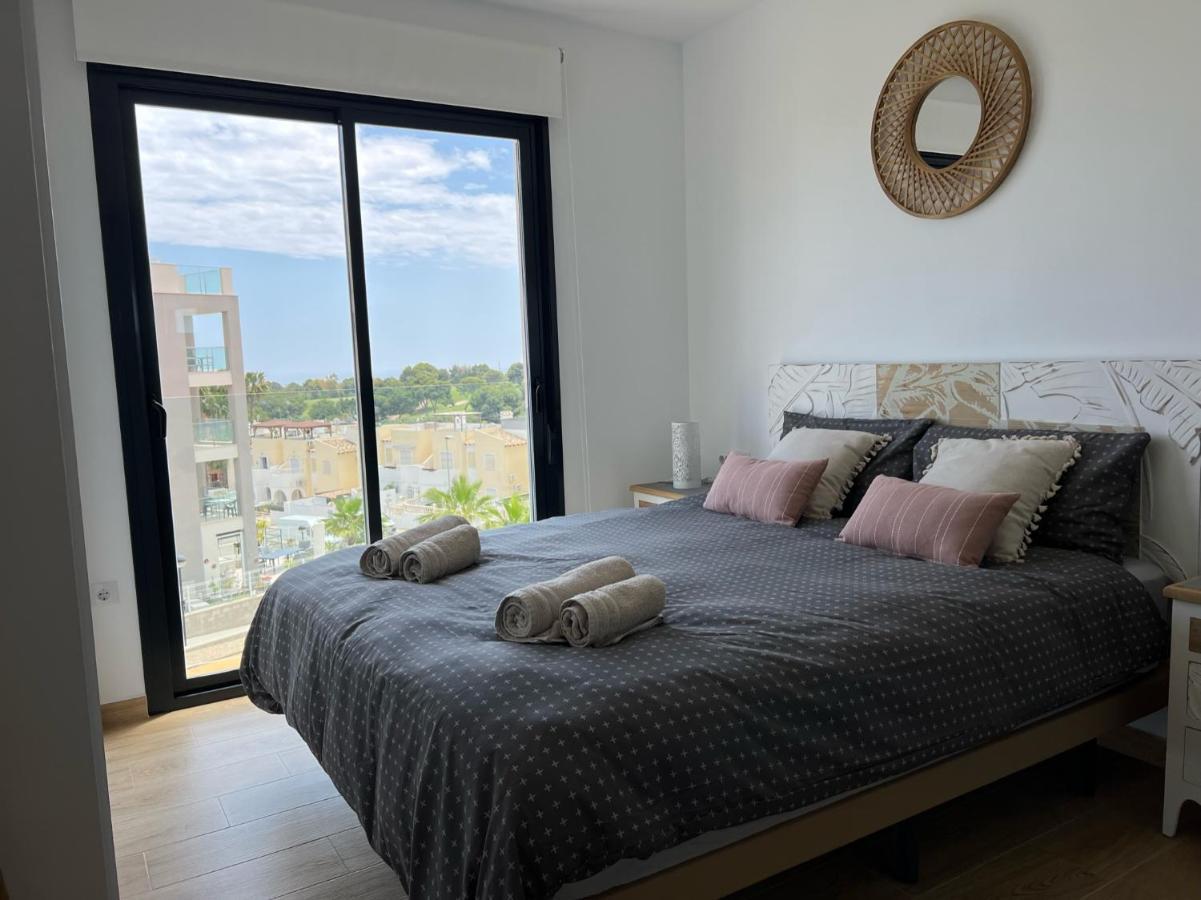 Luxurious Flat & Private Rooftop In Villamartin Orihuela Costa Dehesa de Campoamor  외부 사진