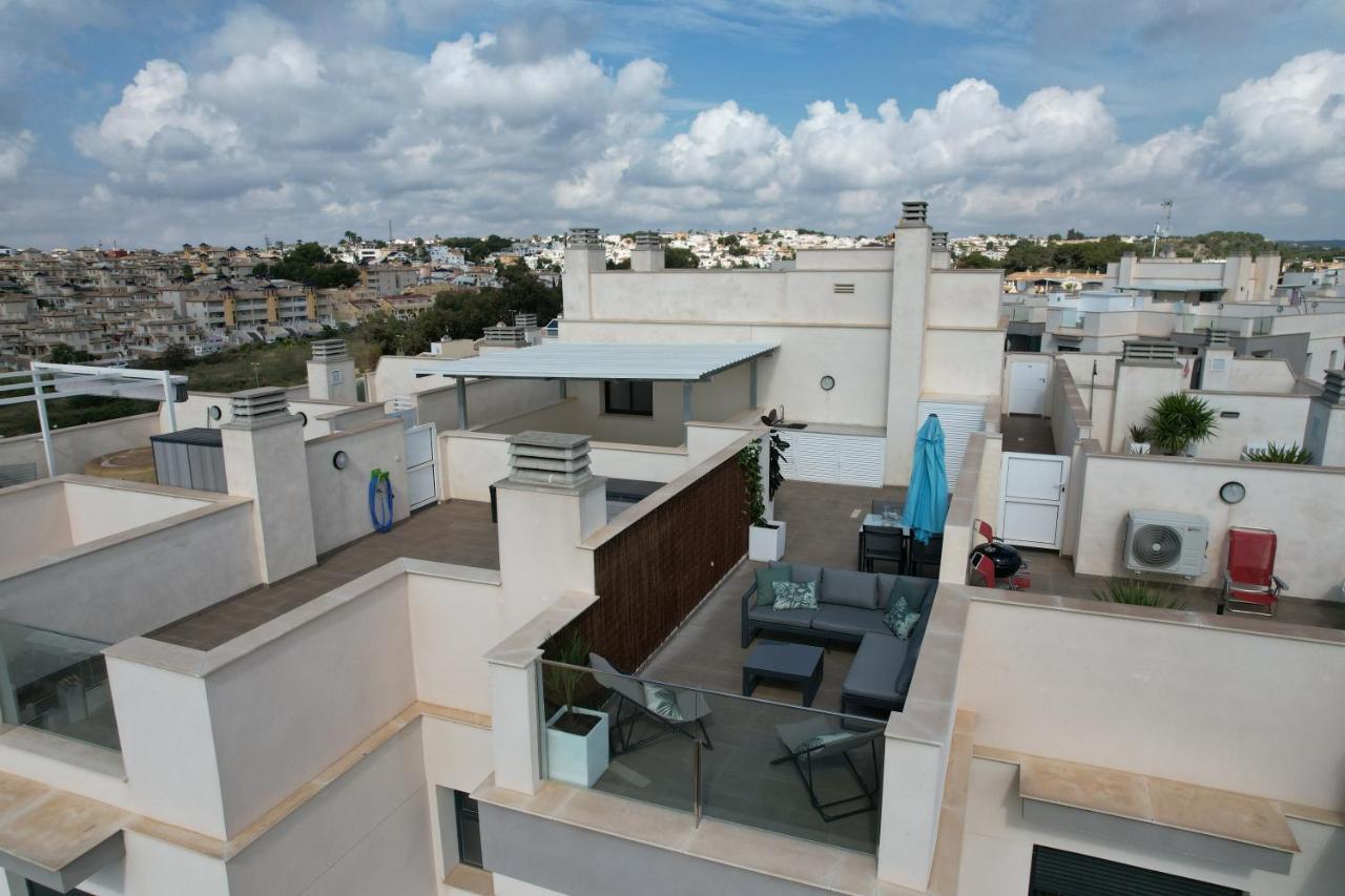 Luxurious Flat & Private Rooftop In Villamartin Orihuela Costa Dehesa de Campoamor  외부 사진