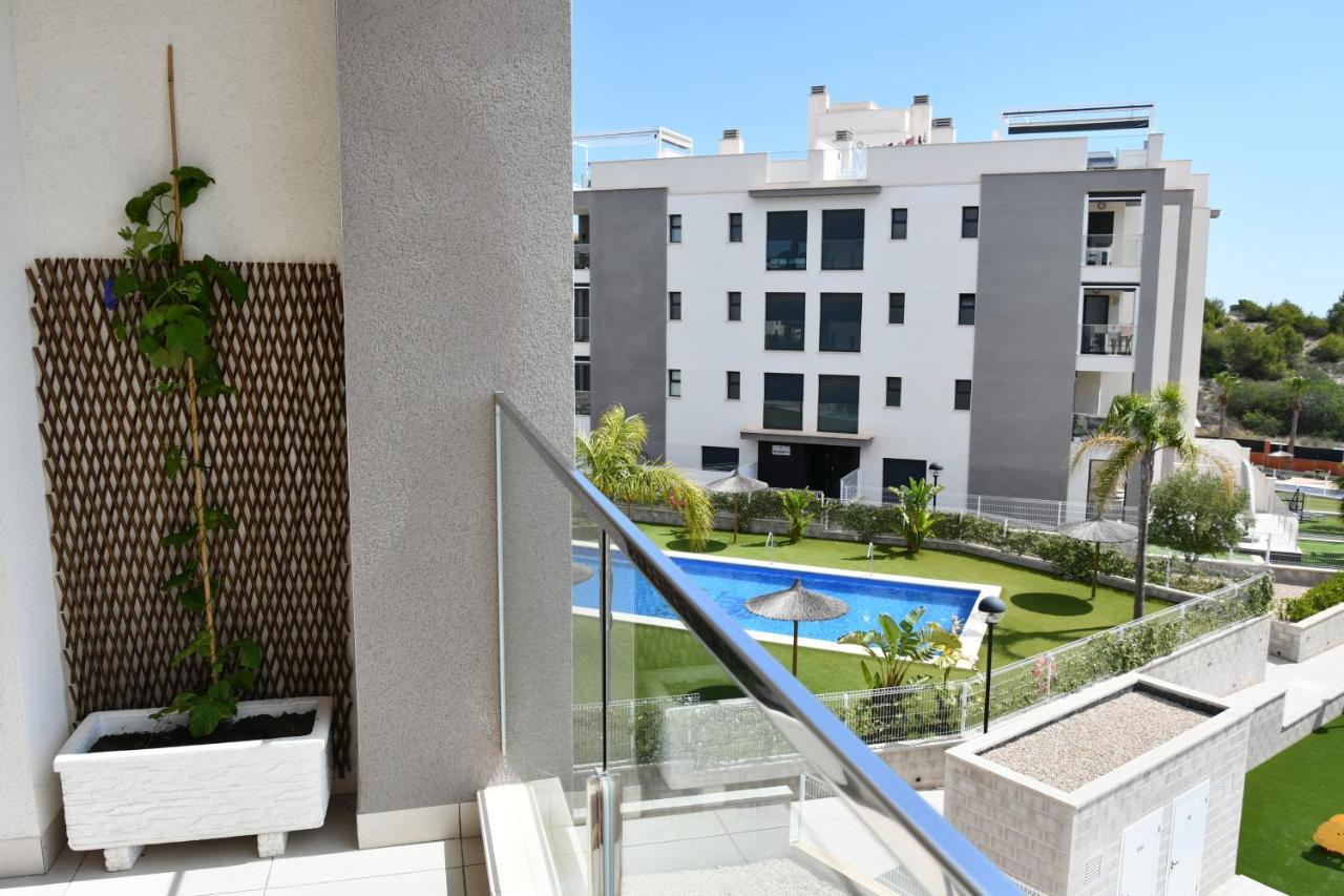 Luxurious Flat & Private Rooftop In Villamartin Orihuela Costa Dehesa de Campoamor  외부 사진