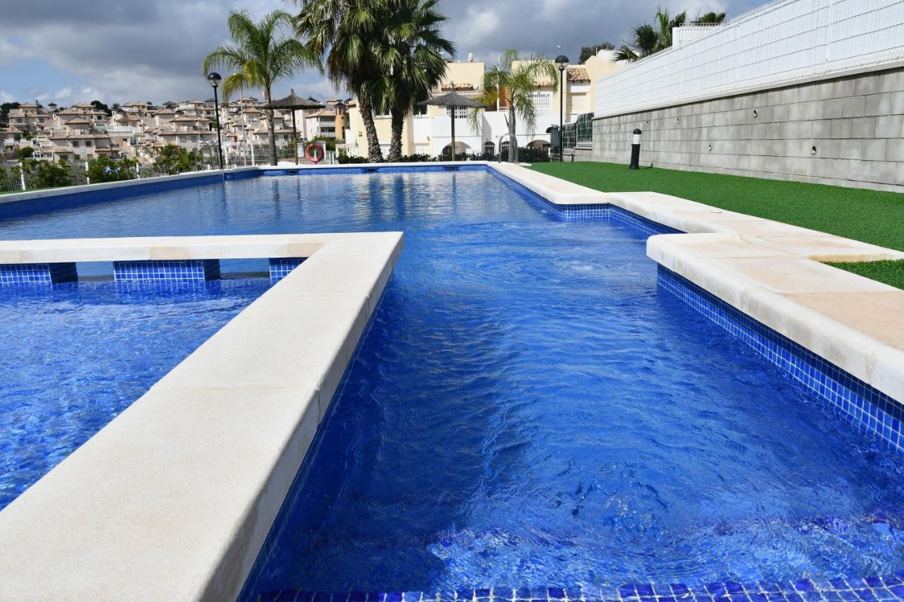 Luxurious Flat & Private Rooftop In Villamartin Orihuela Costa Dehesa de Campoamor  외부 사진
