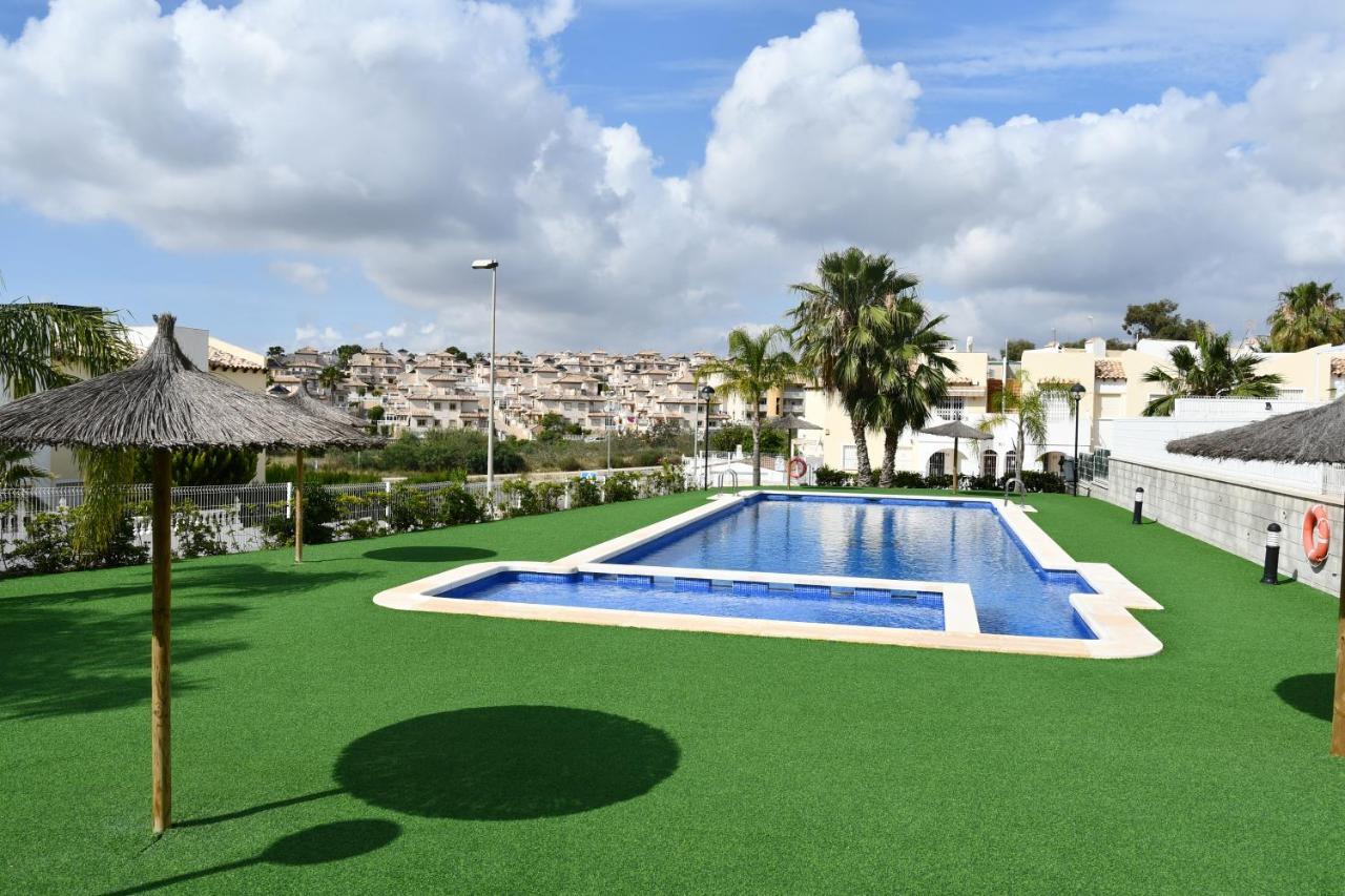 Luxurious Flat & Private Rooftop In Villamartin Orihuela Costa Dehesa de Campoamor  외부 사진